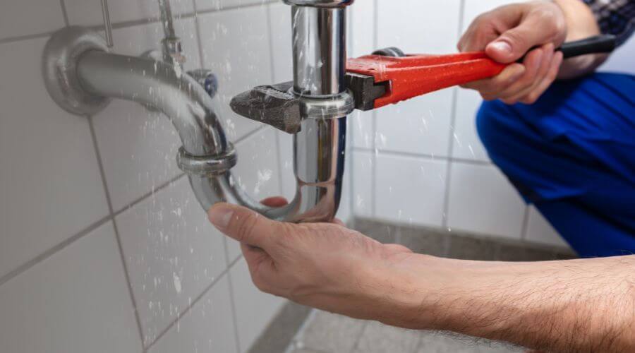 Electric tankless water heater installation in Dixon, WY